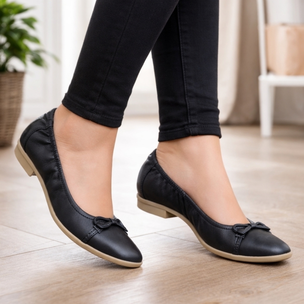 Clarks Lyrical Rhyme Classic Minimalist Sqaure Toe Comfort Ballet Flats 8.5M